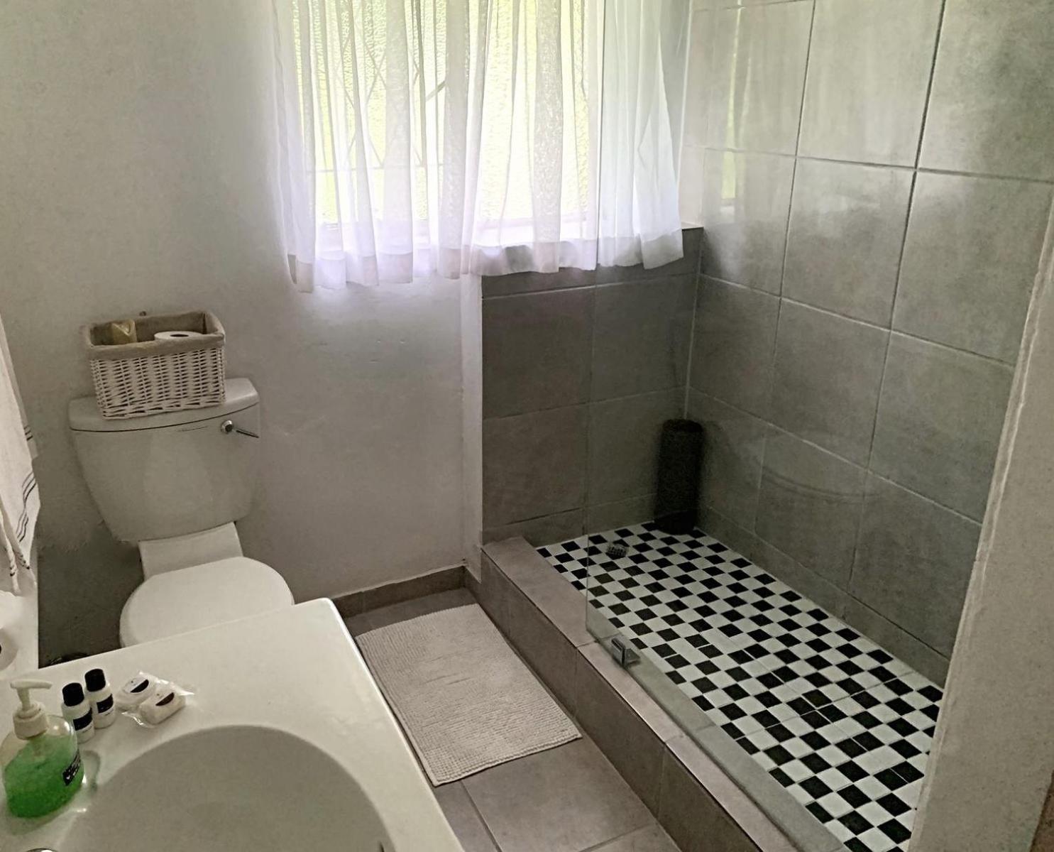 แคทกิ้น คอตเทจ เบด แอนด์ เบรคฟสต์ Bed & Breakfast Champagne Valley ภายนอก รูปภาพ