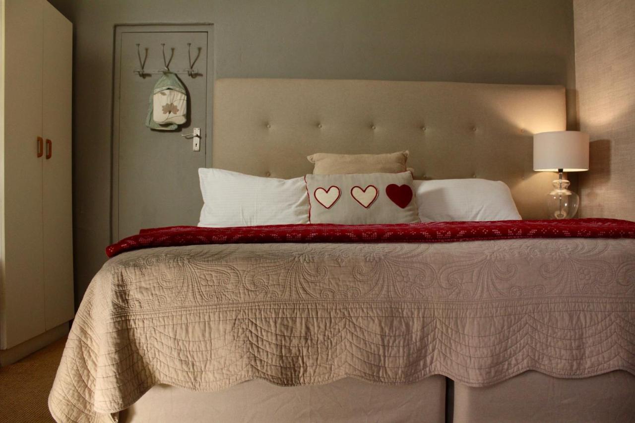 แคทกิ้น คอตเทจ เบด แอนด์ เบรคฟสต์ Bed & Breakfast Champagne Valley ภายนอก รูปภาพ
